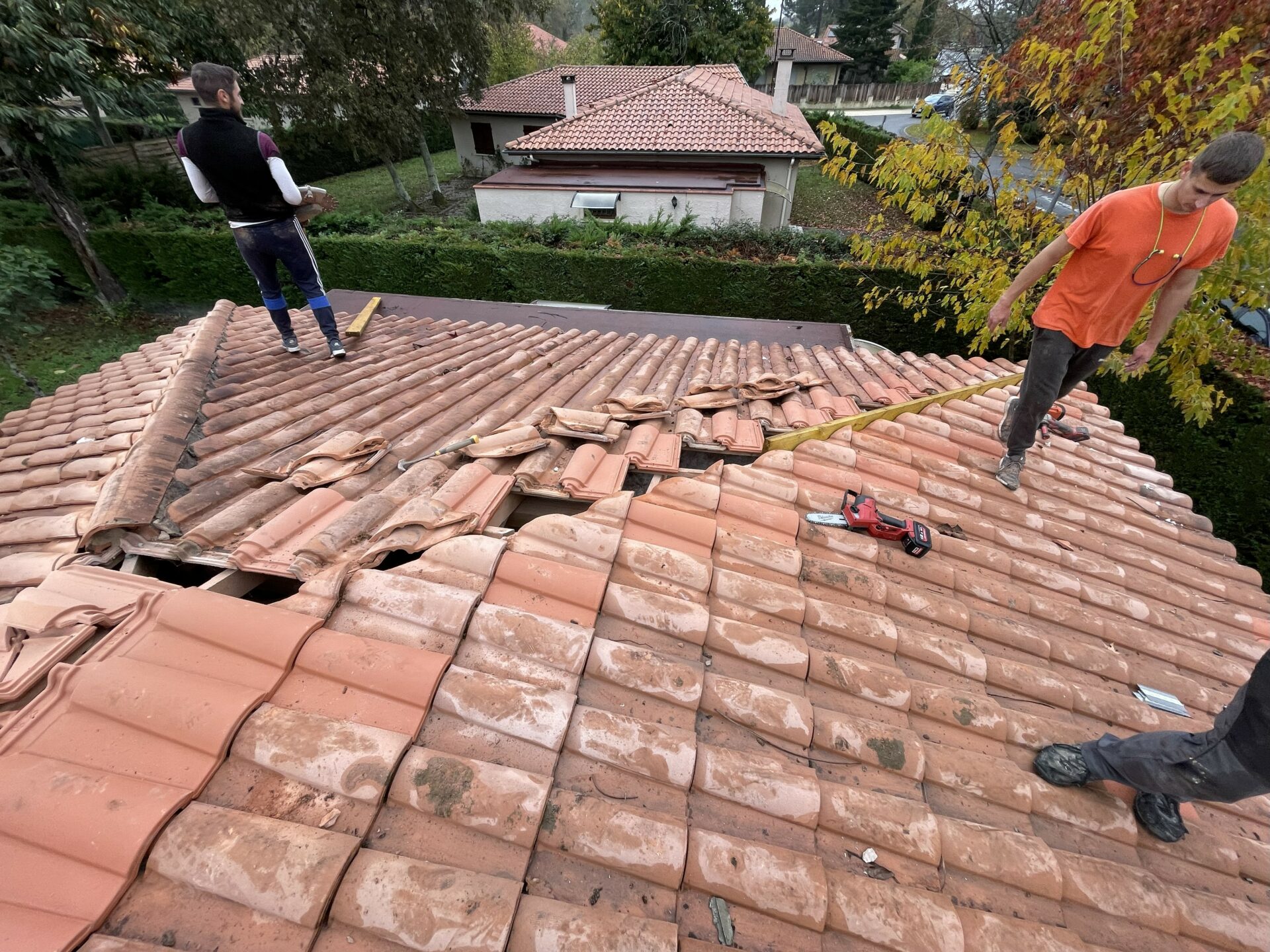 Artisan travaux Côte basque, Artisan travaux Landes, Carrelage Côte basque, Carrelage Landes, Charpente couverture Côte basque, Charpente couverture Landes, Climatisation Côte basque, Climatisation Landes, Construction Côte basque, Construction Landes, Électricité Côte basque, Électricité Landes, Entreprise travaux Côte basque, Entreprise travaux Landes, Maçonnerie Côte basque, Maçonnerie Landes, Menuiserie Côte basque, Menuiserie Landes, Paysagiste Côte basque, Paysagiste Landes, Peinture Côte basque, Peinture Landes, Piscine Côte basque, Piscine Landes, Plâtrerie Côte basque, Plâtrerie Landes, Plomberie Côte basque, Plomberie Landes, Rénovation Côte basque, Rénovation Landes, Terrassement Côte basque, Terrassement Landes