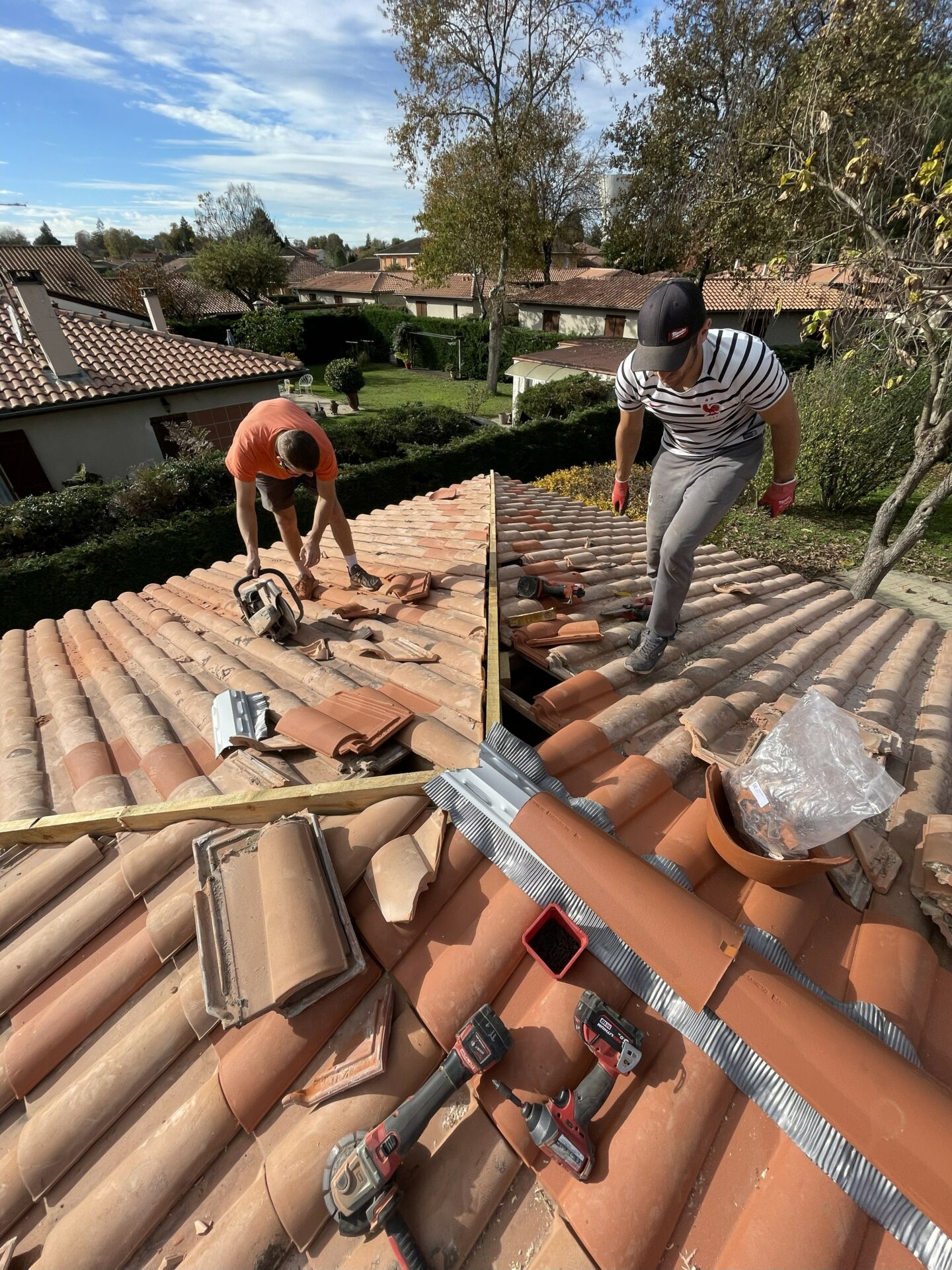 Artisan travaux Côte basque, Artisan travaux Landes, Carrelage Côte basque, Carrelage Landes, Charpente couverture Côte basque, Charpente couverture Landes, Climatisation Côte basque, Climatisation Landes, Construction Côte basque, Construction Landes, Électricité Côte basque, Électricité Landes, Entreprise travaux Côte basque, Entreprise travaux Landes, Maçonnerie Côte basque, Maçonnerie Landes, Menuiserie Côte basque, Menuiserie Landes, Paysagiste Côte basque, Paysagiste Landes, Peinture Côte basque, Peinture Landes, Piscine Côte basque, Piscine Landes, Plâtrerie Côte basque, Plâtrerie Landes, Plomberie Côte basque, Plomberie Landes, Rénovation Côte basque, Rénovation Landes, Terrassement Côte basque, Terrassement Landes