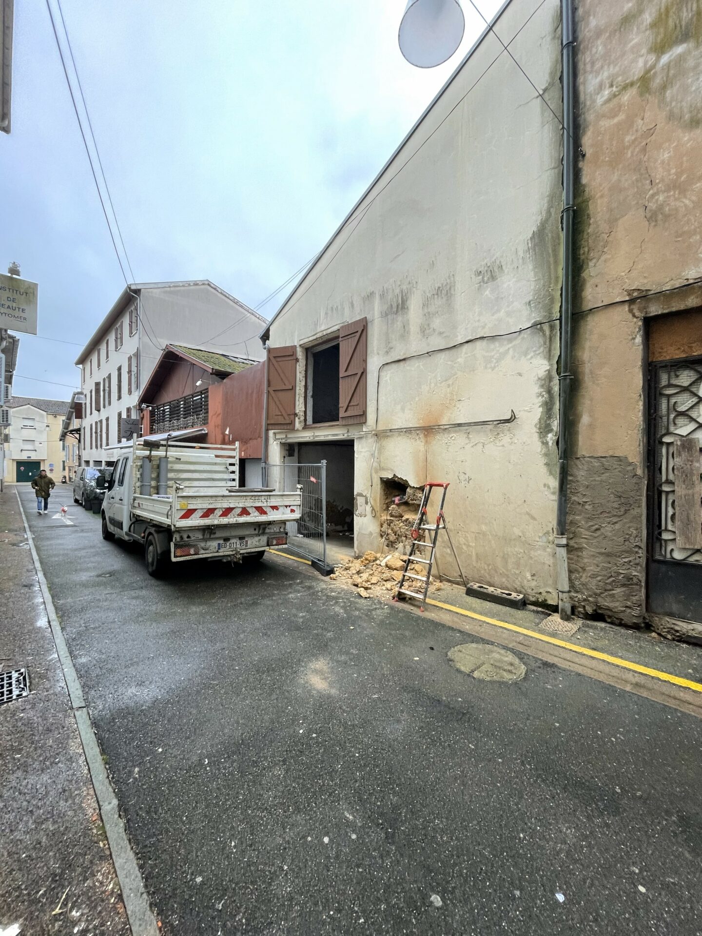 Artisan travaux Côte basque, Artisan travaux Landes, Carrelage Côte basque, Carrelage Landes, Charpente couverture Côte basque, Charpente couverture Landes, Climatisation Côte basque, Climatisation Landes, Construction Côte basque, Construction Landes, Électricité Côte basque, Électricité Landes, Entreprise travaux Côte basque, Entreprise travaux Landes, Maçonnerie Côte basque, Maçonnerie Landes, Menuiserie Côte basque, Menuiserie Landes, Paysagiste Côte basque, Paysagiste Landes, Peinture Côte basque, Peinture Landes, Piscine Côte basque, Piscine Landes, Plâtrerie Côte basque, Plâtrerie Landes, Plomberie Côte basque, Plomberie Landes, Rénovation Côte basque, Rénovation Landes, Terrassement Côte basque, Terrassement Landes